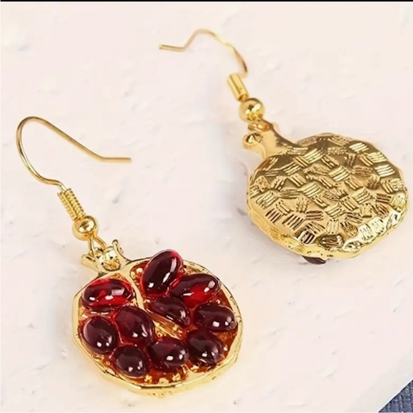Elegant Gold and Red Pomegranate Earrings - Picture 3 of 4